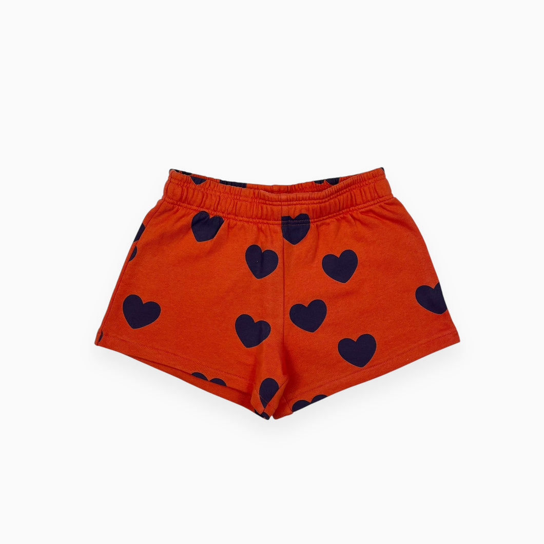 Short rouge en coton french terry à imprimé coeurs 104-110 (fit grand 5-6Y)