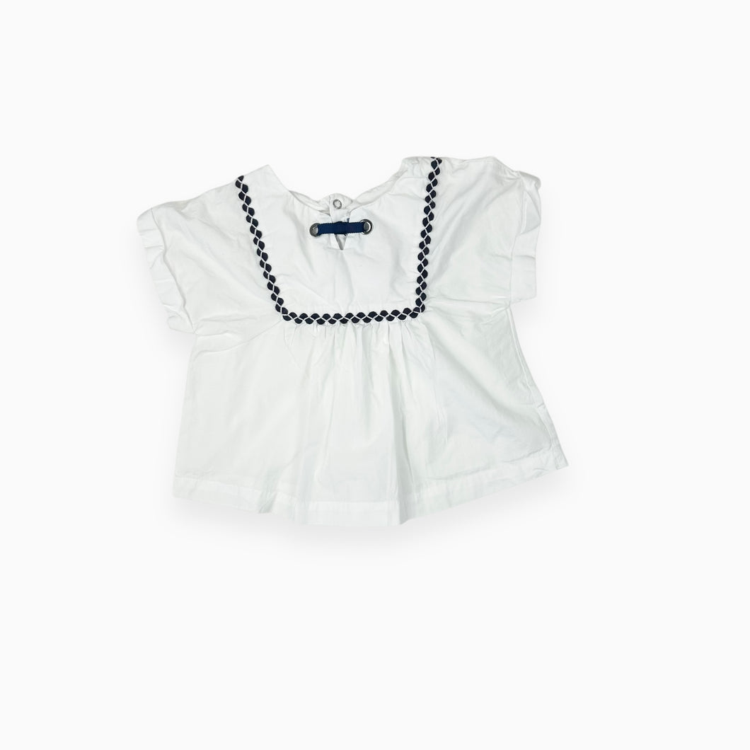 Blouse blanche en coton style matelot avec garniture festonnée 3Y