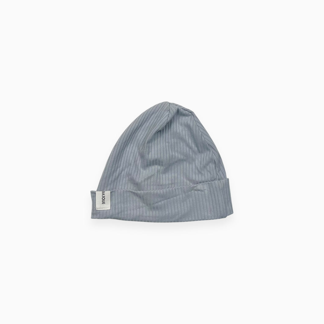 Tuque bleu ciel en rayonne de bambou et spandex cotelé 6-24M