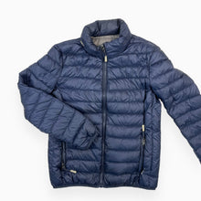 Charger l&#39;image dans la galerie, Manteau marine style puffer mince en duvet &#39;Preston packable jacket&#39; S (fit 12-13Y)
