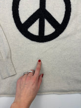 Charger l&#39;image dans la galerie, Pull en tricot de cachemire &#39;Peace&#39; pour femmes M
