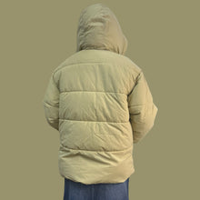 Load image into Gallery viewer, Manteau vert d&#39;eau &#39;oversized&#39; style puffer pour femmes L
