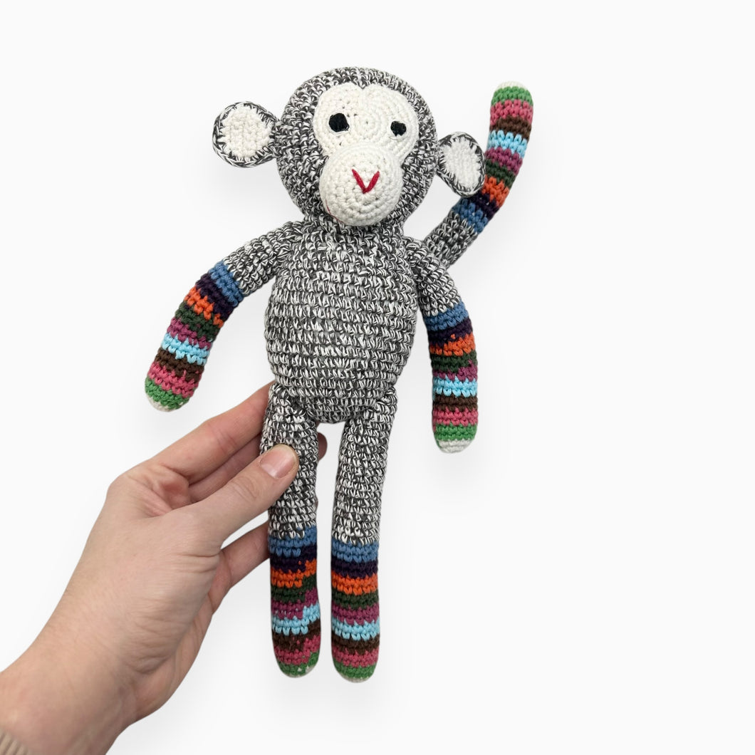 Peluche singe en crochet de coton bio fait au pays-bas