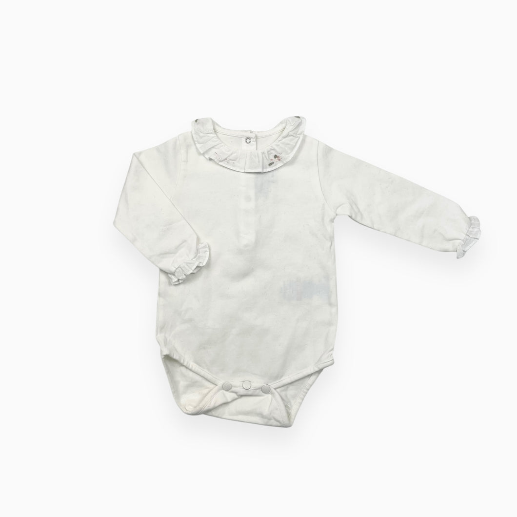 Cache-couche en coton blanc avec petit col broderie 6M