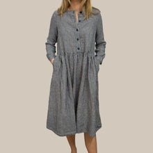 Load image into Gallery viewer, Robe avec boutons à manches longues en lin à motif gingham pour femmes XS (fit XS-S)
