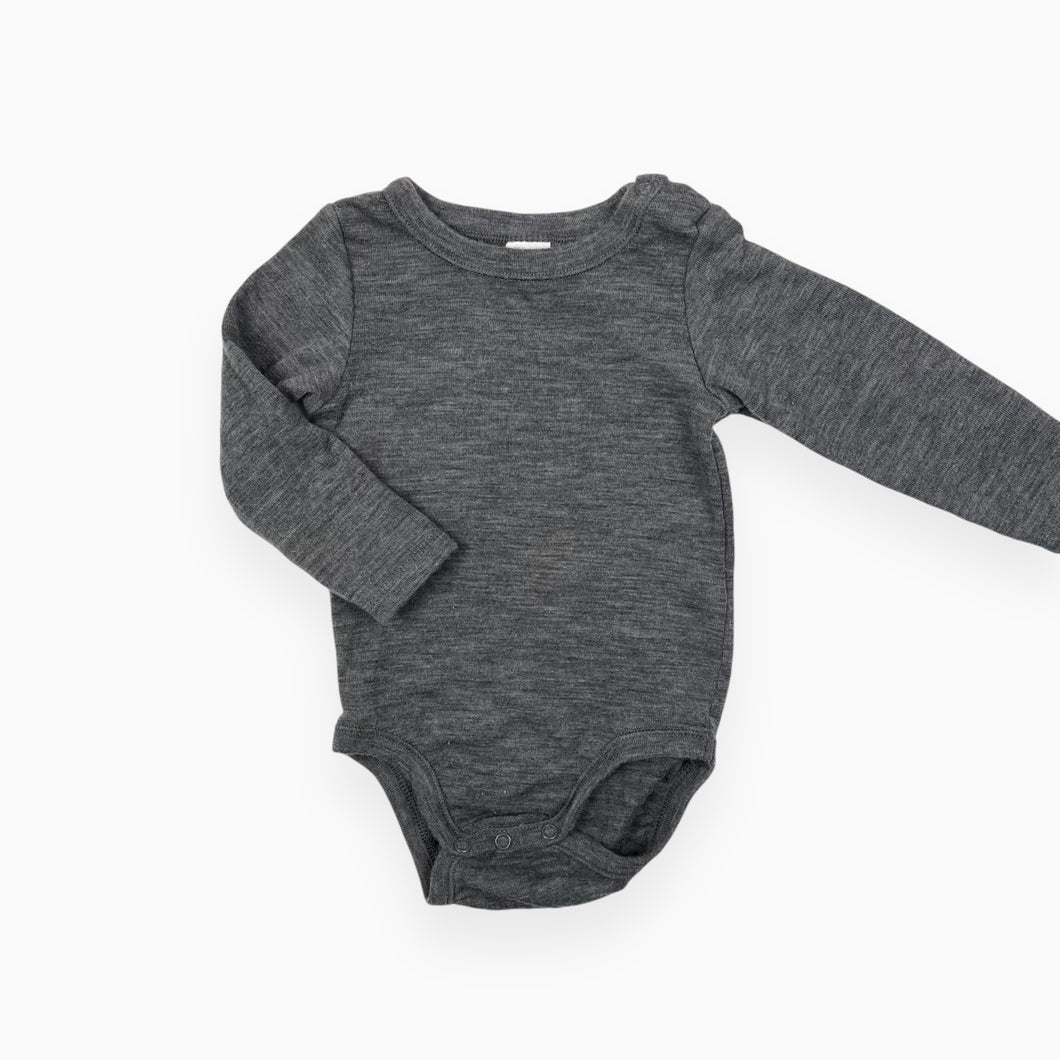 Cache-couche charcoal style sous-couche en fin tricot de laine 6-9M