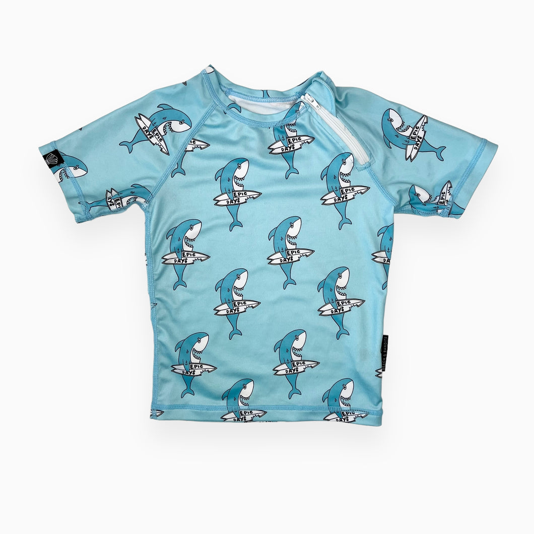 Haut de maillot turquoise en poly spandex motif requin 18M