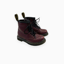 Load image into Gallery viewer, Bottines Bottes &#39;Cherry red&#39; en cuir avec fermeture latérale 8 US
