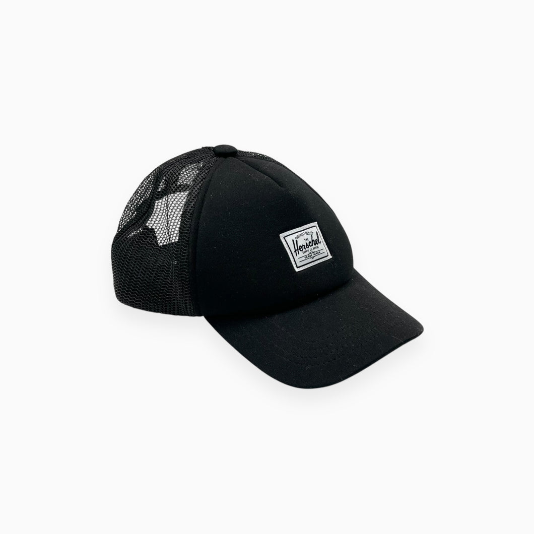 Casquette noire en néoprène avec filet 12-18M