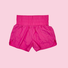 Charger l&#39;image dans la galerie, Short rose fushia en nylon pour femmes (tailles variées)
