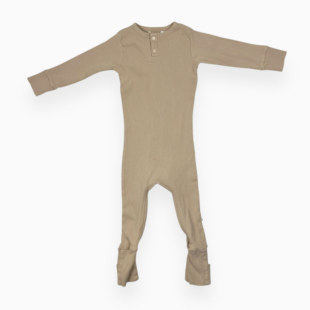 Pyjama beige en coton côtelé taille 1 (fit 12-18M)