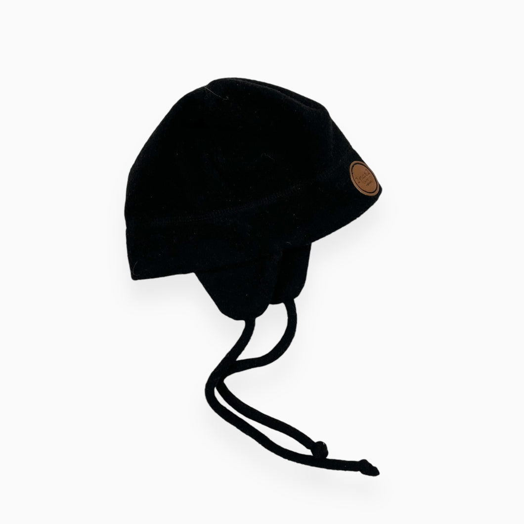 Chapeau noir en polar 6M